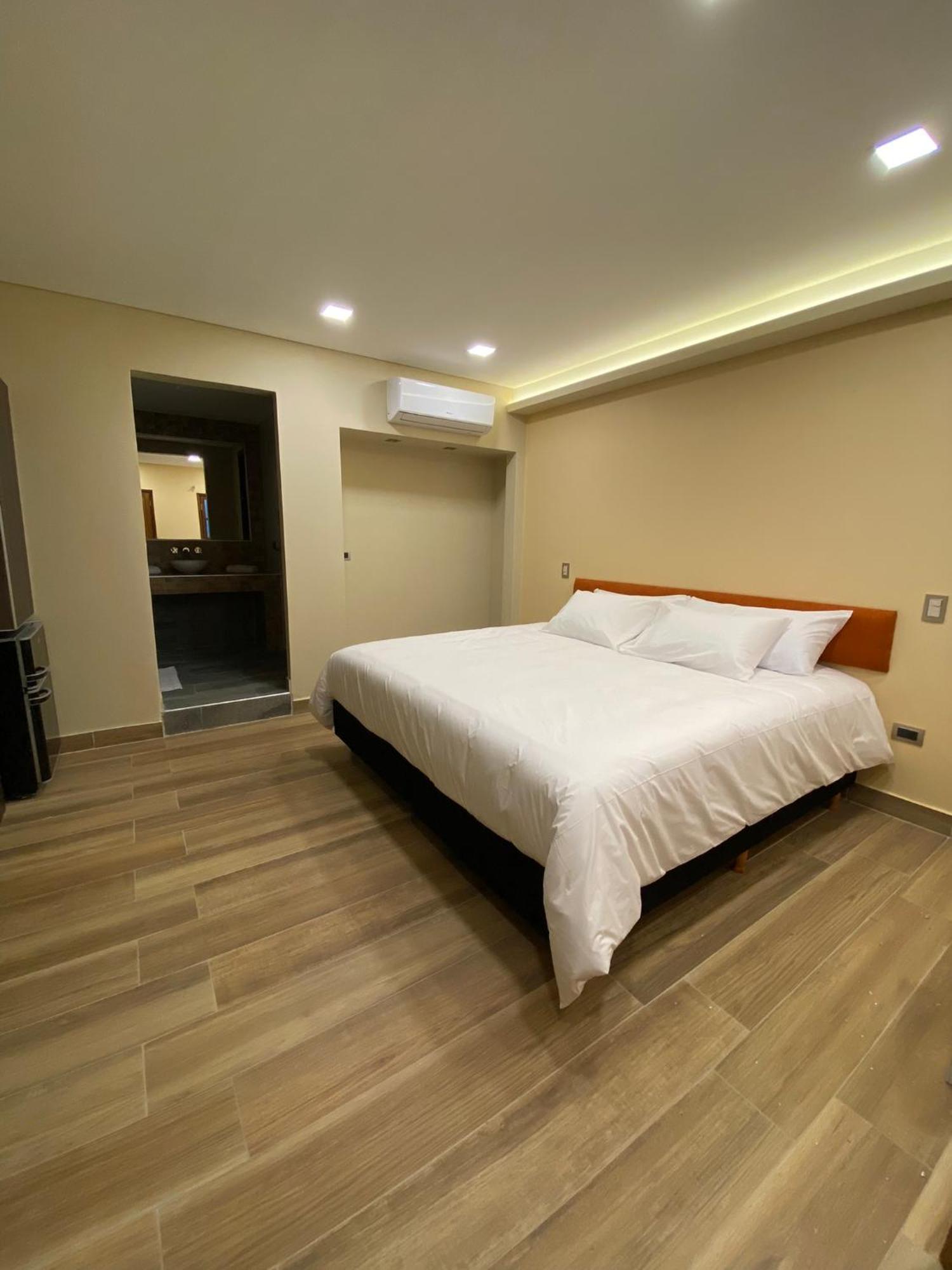 Adobe Apartahotel Salta